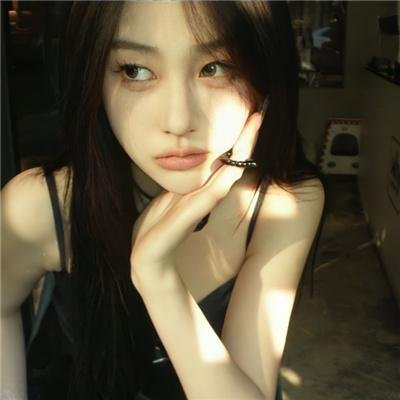 电波女与青春男:真夜中的太阳